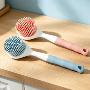 Silicone Pot Brush Set: Long, non-slip handle; safe for cookware surfaces; easily removes grease and stubborn stains.